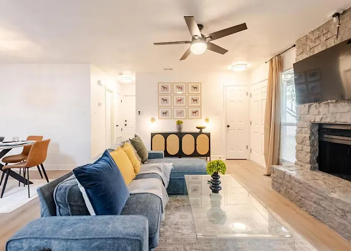 Holiday home 7 Min To Brushy Creek Retreat 3br With Office