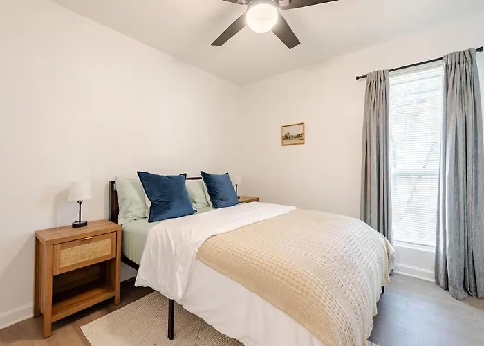 Holiday home 7 Min To Brushy Creek Retreat 3br With Office *