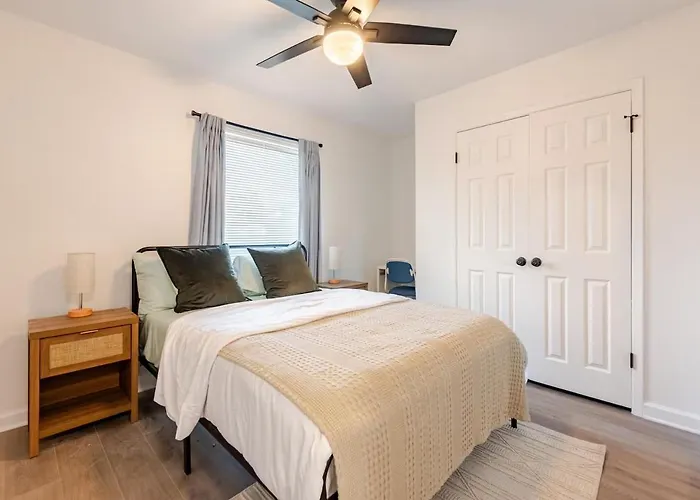 7 Min To Brushy Creek Retreat 3br With Office